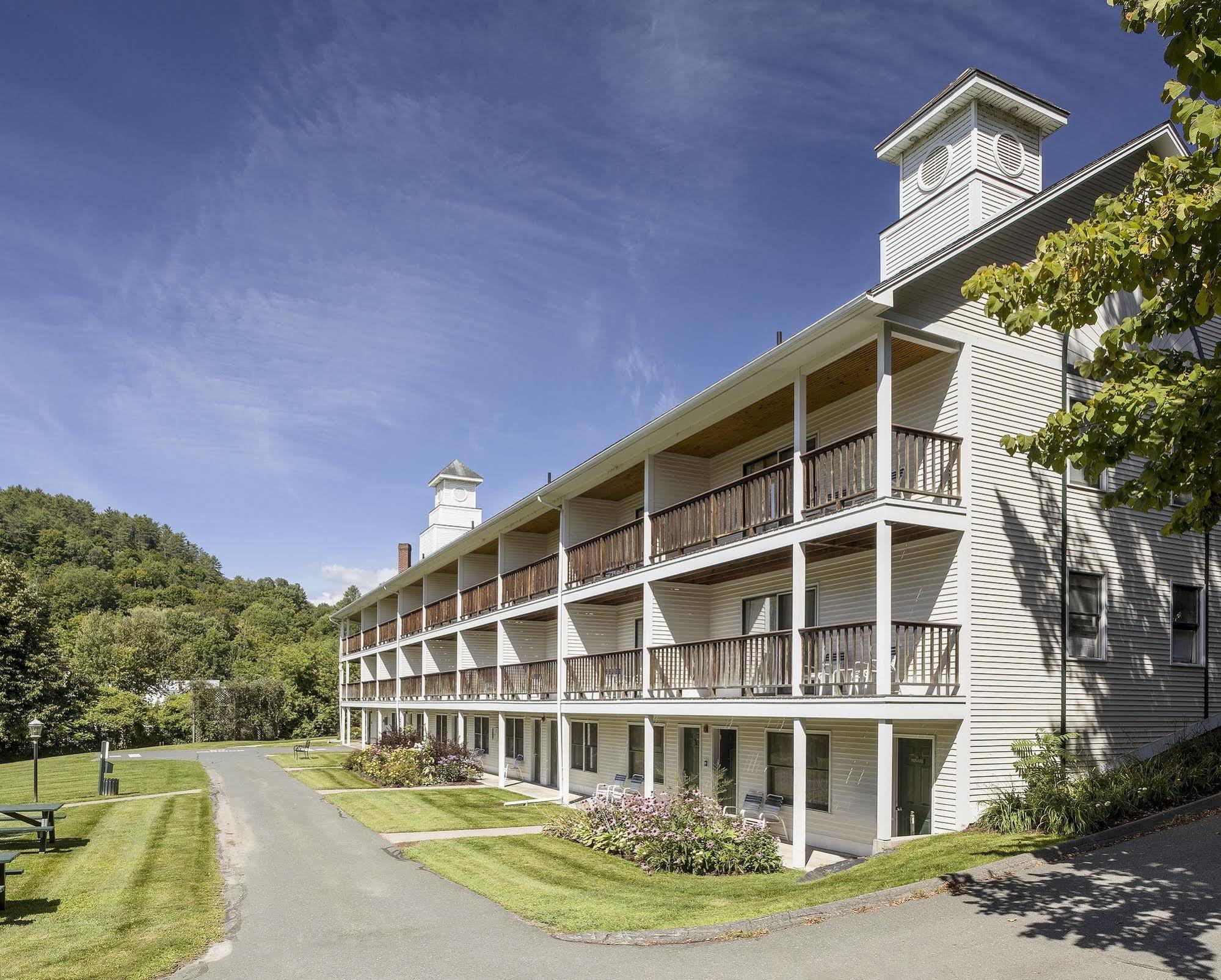 Fairbanks Inn Saint Johnsbury Exterior foto